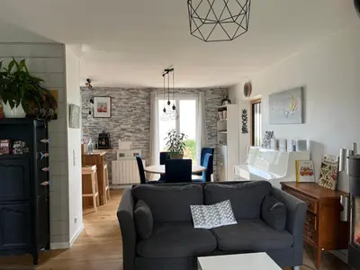 Coin salon dans l'établissement Maison HERMANVILLE SUR MER plein pied-à côté de la plage
