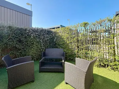 Jardin de l'établissement Mobil-home confort 6 pers, 3 ch, pisc chauffée, à 200m plage Jullouville - FR-1-361A-70