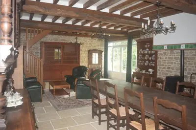 Coin salon dans l'établissement Le Vieux Pressoir de La Forêt Auvray