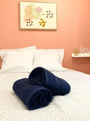 Un ou plusieurs lits dans un hébergement de l'établissement Cocon Maritime 1 chambre & 1 Mezzanine