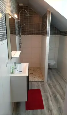 Salle de bains dans l'établissement La Rezendine