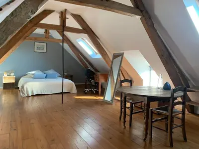 Un ou plusieurs lits dans un hébergement de l'établissement Gîte de groupe agritourisme 3 gîtes mitoyens 25 couchages Convivialité et intimité