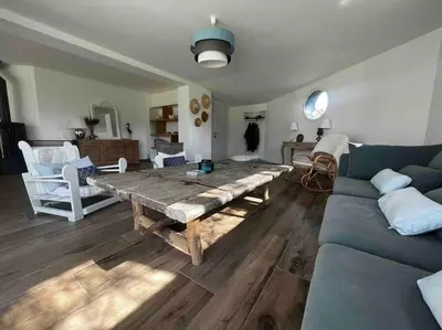 Coin salon dans l'établissement La Villa Case-Bi
