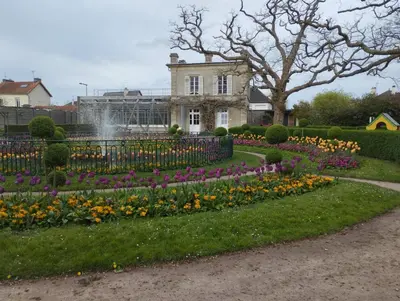 Jardin de l'établissement Le Mont'aide - Bayeux - 3 lits - Accessible PMR