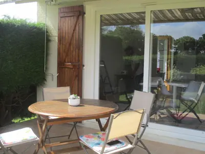Jardin de l'établissement GITE LE LILAS