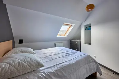 Un ou plusieurs lits dans un hébergement de l'établissement Ethoucky - Maison à 300m de la plage