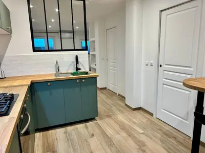 Cuisine ou kitchenette dans l'établissement Maison au calme, à la campagne