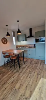 Cuisine ou kitchenette dans l'établissement D-DAY