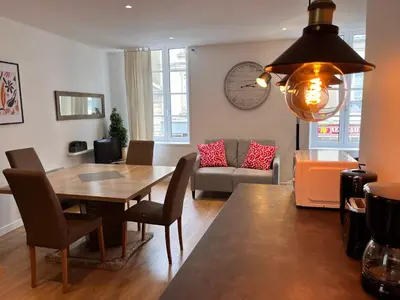 Coin salon dans l'établissement L'Elégant Bayeusain - Appartement 4P Centre Bayeux