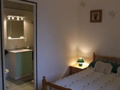 Un ou plusieurs lits dans un hébergement de l'établissement Les abris de la See