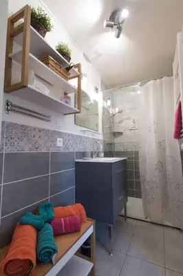 Salle de bains dans l'établissement Au Gîte d'Isigny - Maison de vacances - Normandie