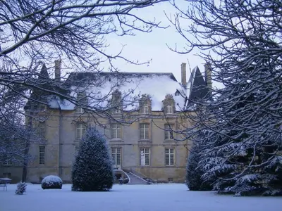 L'établissement Chateau de Courseulles en hiver