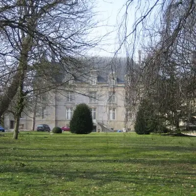 Chateau de Courseulles