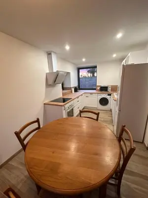Cuisine ou kitchenette dans l'établissement Gîte Cotentin Sweet Home