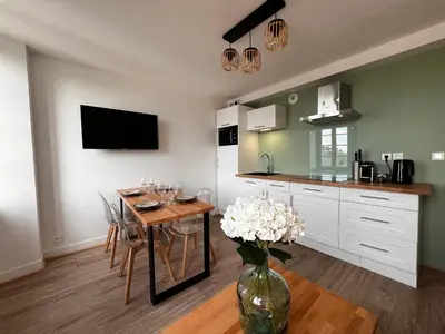 Cuisine ou kitchenette dans l'établissement Appartement Gordon Smith, en plein centre, 4 pers