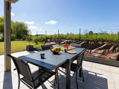 Jardin de l'établissement Holiday Home Agapanthe by Interhome
