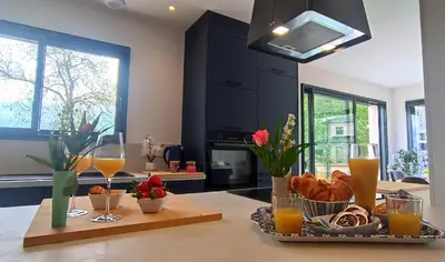 Boissons dans l'établissement Maison neuve proche plage avec parking gratuit et privé à 5 min du musée de la Batterie de Merville