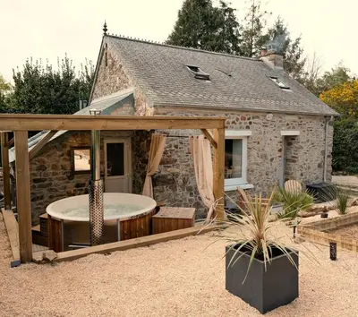 Plan de l'établissement Le Refuge: Maison détente et spa
