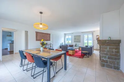 Coin salon dans l'établissement Le Nest quiet house in city center