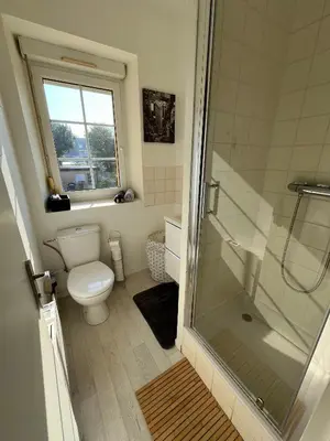 Salle de bains dans l'établissement Beau Studio avec vue sur Mer et parking gratuit