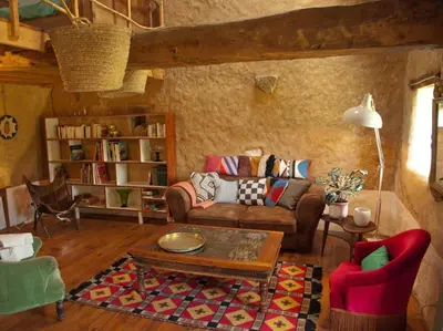 Coin salon dans l'établissement La Maison Cabane
