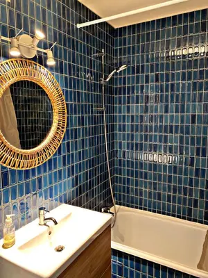 Salle de bains dans l'établissement La Canadienne