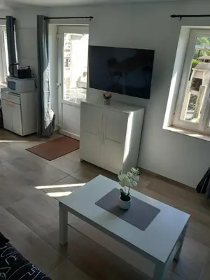 Cuisine ou kitchenette dans l'établissement Petite maison du Tronquay