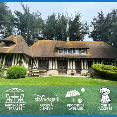 Chant des mouettes Maison rénovée spacieuse tout confort grand jardin belle terrasse aménagée parking 8 personnes 4 sdb 5 wc à 10 mn à pied de la mer Port en Bessin tous commerces restaurants proche Omaha Beach