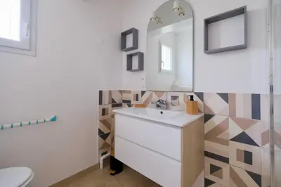 Salle de bains dans l'établissement L'Oyat