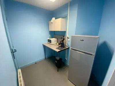 Cuisine ou kitchenette dans l'établissement les moulins - chambre 1