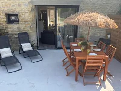Terrasse ou espace extérieur de l'établissement Le Cottage d'Emmy - Rose