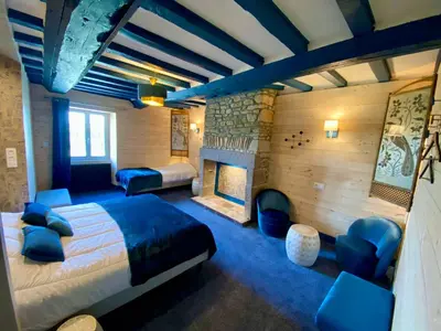 Un ou plusieurs lits dans un hébergement de l'établissement La Clef Decamp Auberge St Vincent et Diligence 35pers jacuzzi, salle de jeux