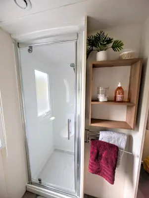 Salle de bains dans l'établissement gite la campagne doré