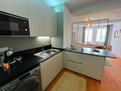 Cuisine ou kitchenette dans l'établissement Élégant Studio en Hypercentre dans le Quartier Historique Animé avec Parking Gratuit