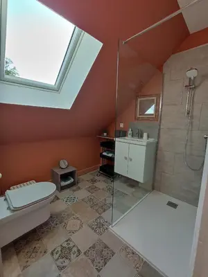 Salle de bains dans l'établissement Le petit Herils