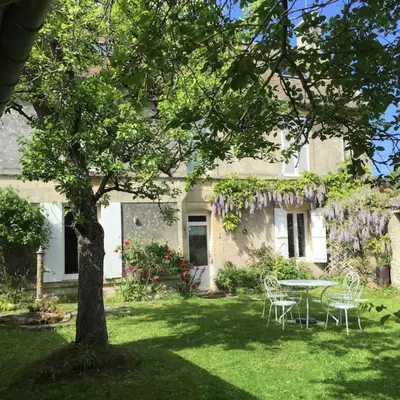 Jardin de l'établissement Maison de campagne à la mer