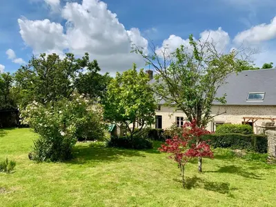 Jardin de l'établissement Chambre de Rose - Le Refuge des Parachutistes - en bordure du marais
