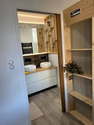 Cuisine ou kitchenette dans l'établissement Escapade en Baiocensis