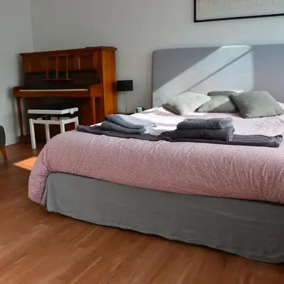 La chambre au piano