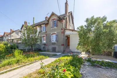 Jardin de l'établissement La Maison du Fleuve - Welkeys