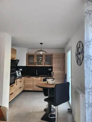 Cuisine ou kitchenette dans l'établissement Maison 600m de la mer, votre escapade idéale