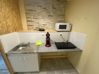Cuisine ou kitchenette dans l'établissement studio 5- les moulins