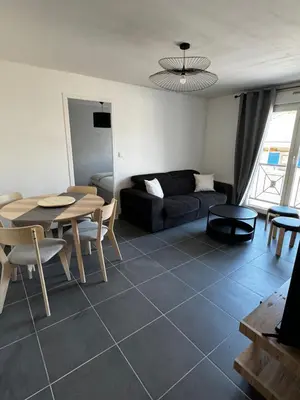 Coin salon dans l'établissement Au cœur de Port