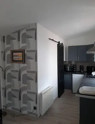Cuisine ou kitchenette dans l'établissement Studio de la crevette