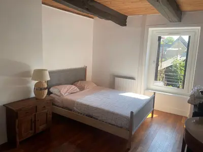 Un ou plusieurs lits dans un hébergement de l'établissement Maison Normandie Bretagne