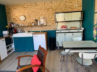 Cuisine ou kitchenette dans l'établissement Gite du point du jour - Prêt de velos