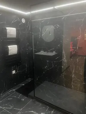 Salle de bains dans l'établissement Désirs dune nuit - La séductrice