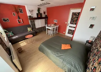Un ou plusieurs lits dans un hébergement de l'établissement Chambre indépendante chez l habitant dans le Cotentin