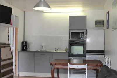 Cuisine ou kitchenette dans l'établissement Domaine Des Piéris - Chambres d'Hôtes