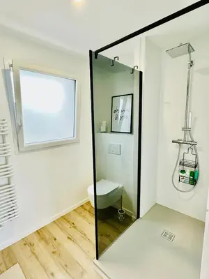 Salle de bains dans l'établissement Le Refuge de lAlbatros Vert